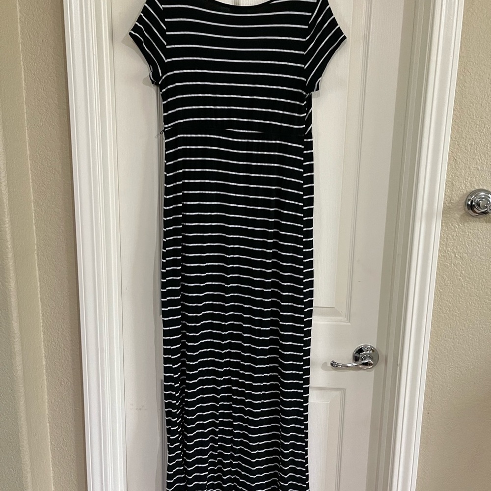 Motherhood - Striped Maternity Dress (Small) - Picture 3 of 4